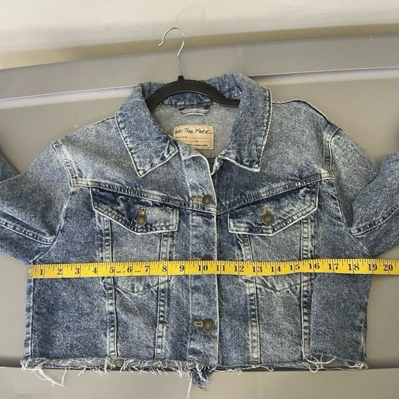 We The Free Ollie Femme Cropped Denim Trucker Jacket Preppy Women’s Cropped M - Picture 10 of 13